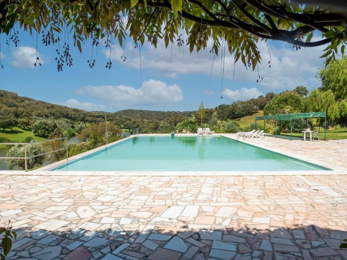 House With Authentic Tiling And Antique Furniture Villa Montemor-o-Novo Buitenkant foto