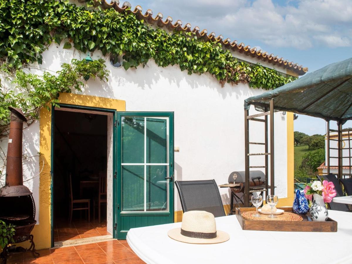 House With Authentic Tiling And Antique Furniture Villa Montemor-o-Novo Buitenkant foto