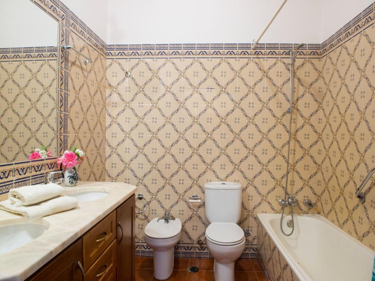 House With Authentic Tiling And Antique Furniture Villa Montemor-o-Novo Buitenkant foto