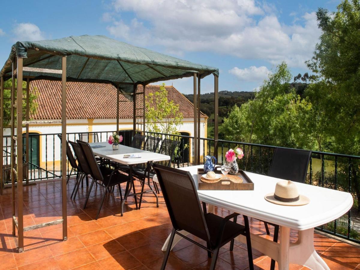 House With Authentic Tiling And Antique Furniture Villa Montemor-o-Novo Buitenkant foto